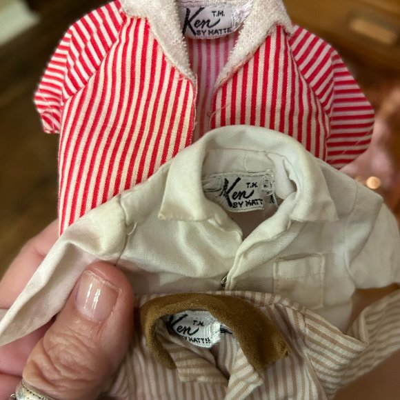 Vintage Ken Dolls '58, '88, '91, '83 and Clothing Mattel - Picture 13 of 16